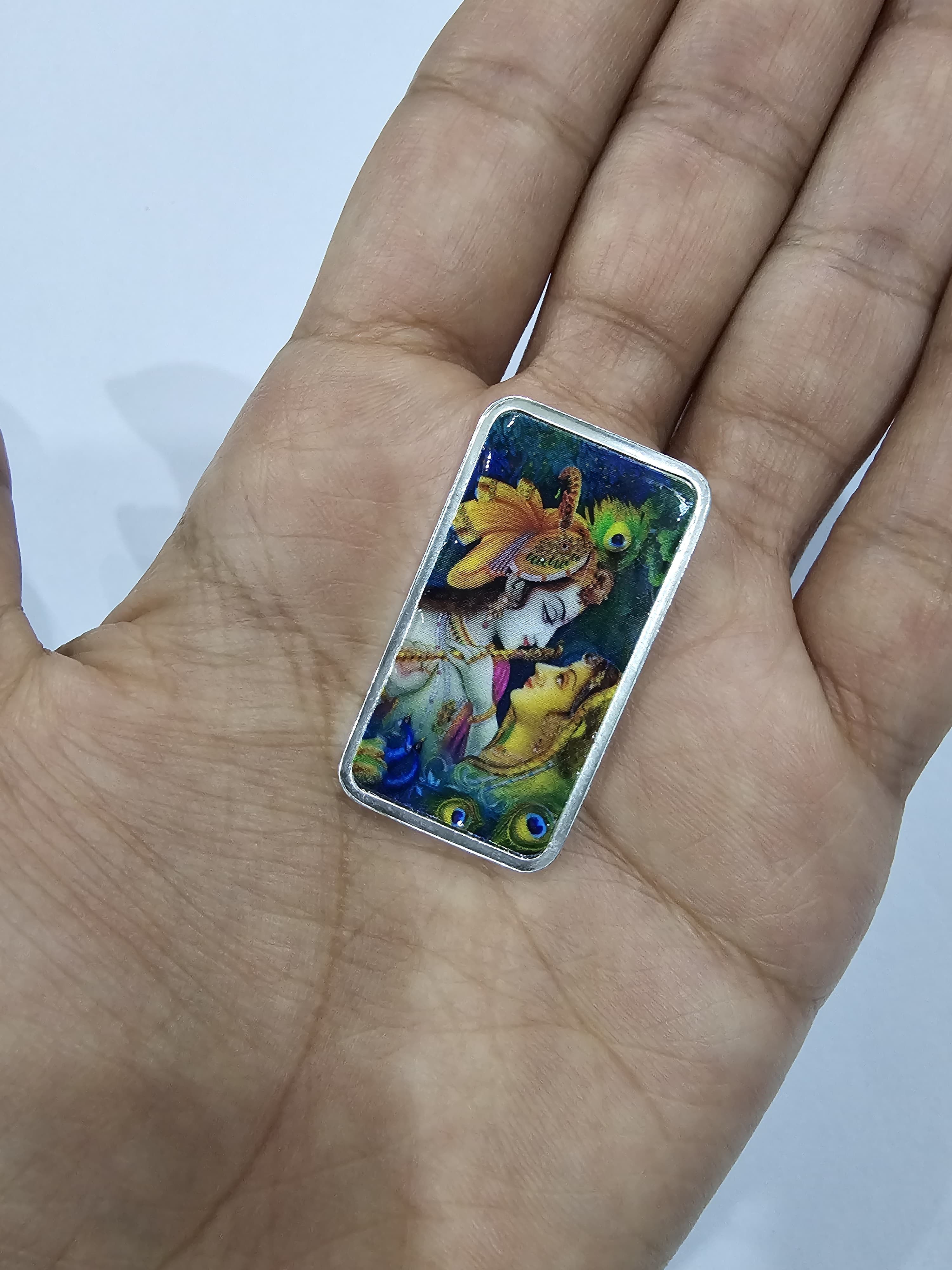 Radha Krishna Pure Silver Coin — Divine Elegance Encapsulated