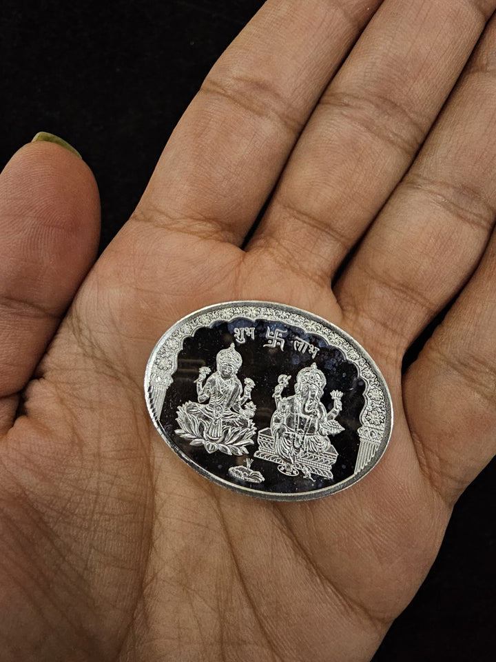 Laxmi Ganesh Ji | 10 gms | Oval Pure Silver Coin